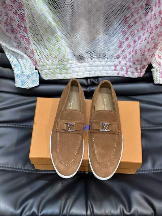 Picture of Louis Vuitton Shoes _SKULVsz38-46mnf052914305